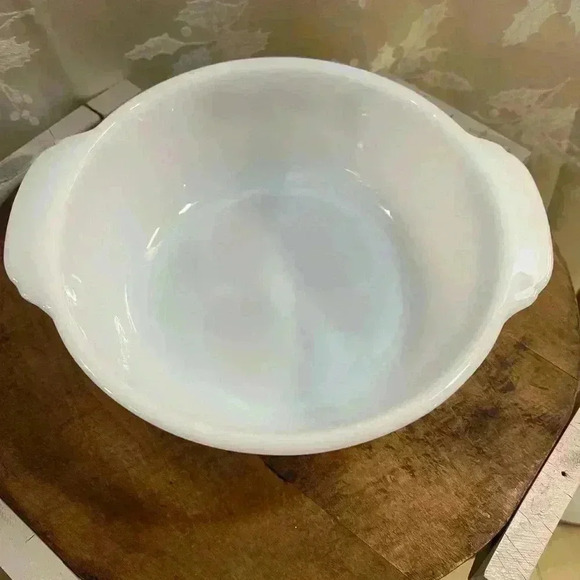 Vintage Fire  King Anchor Hocking Casserole Dish 2Q Mid-century Modern Wheat - Picture 2 of 4